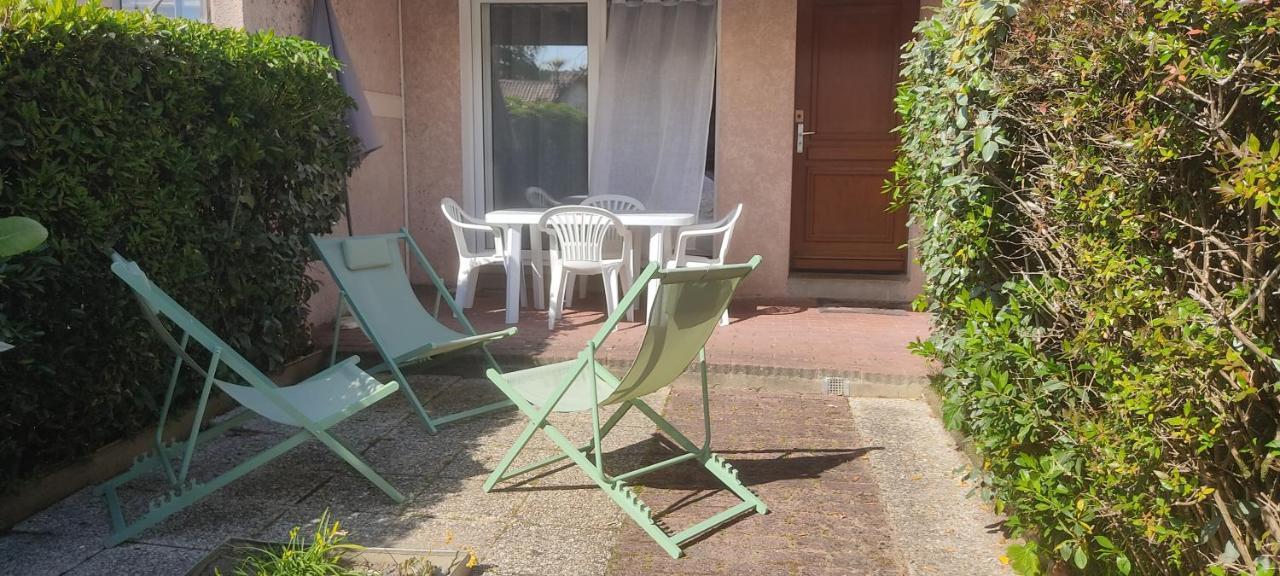 Maison Classee Avec Jardinets A 800M De La Plage 卡布勒通 外观 照片